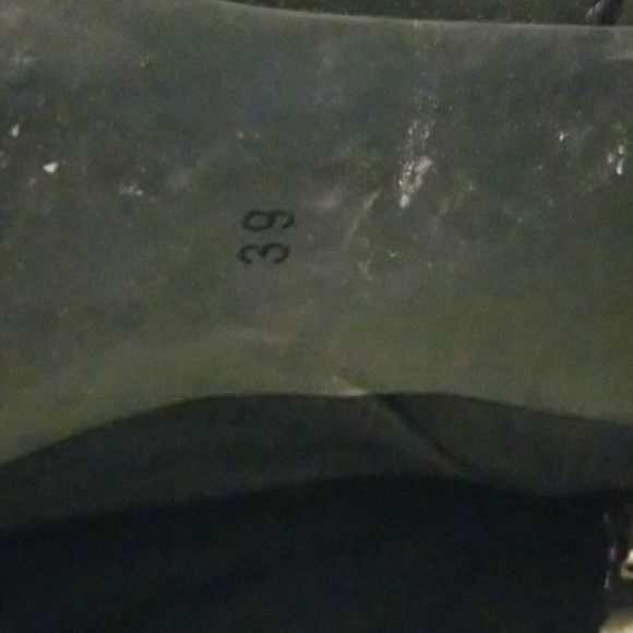 Black heeled boots, Pointed toe size 39 - Picture 7 of 7